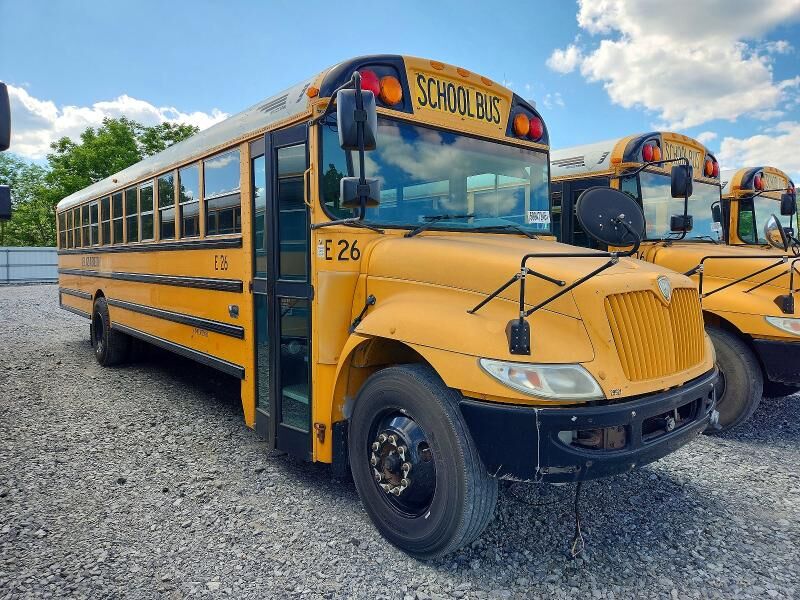 2013 IC BUS PB105