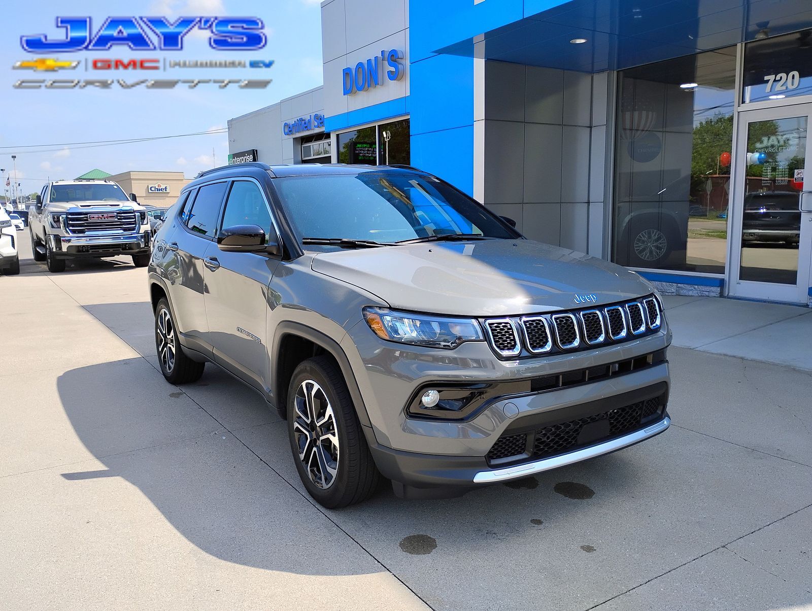 2023 JEEP Compass