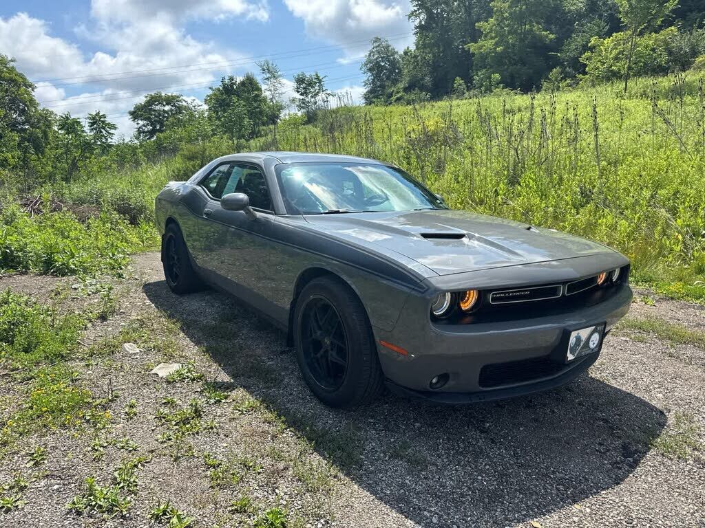2017 DODGE Challenger