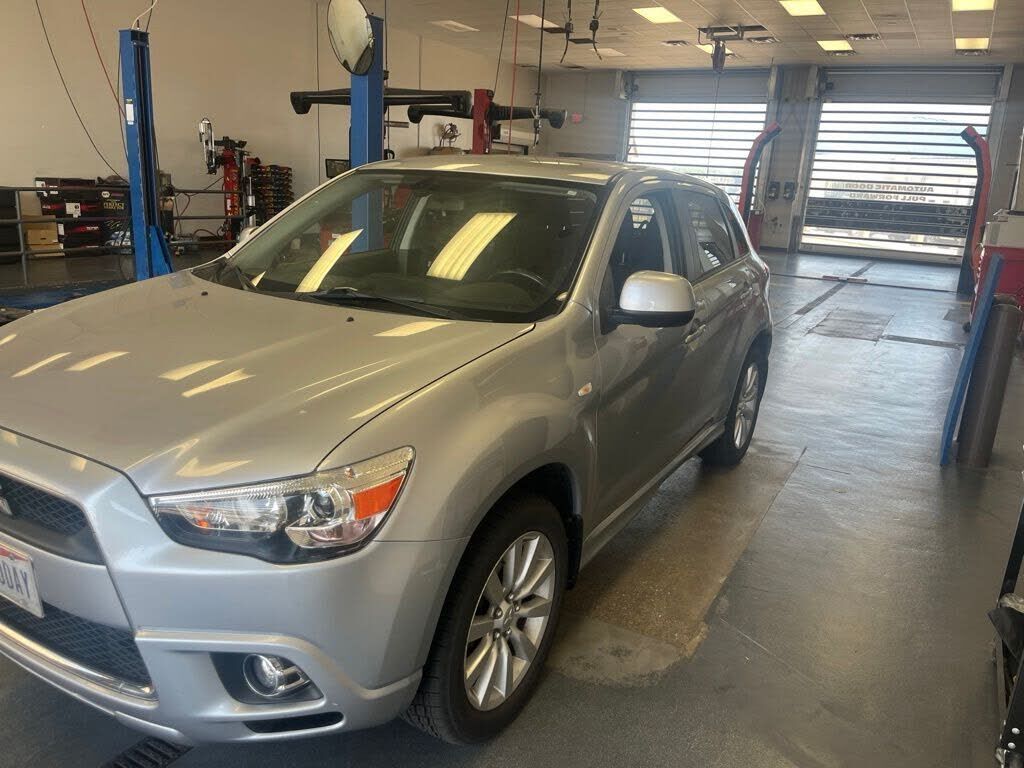 2011 MITSUBISHI Outlander
