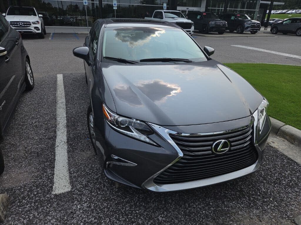 2016 LEXUS ES