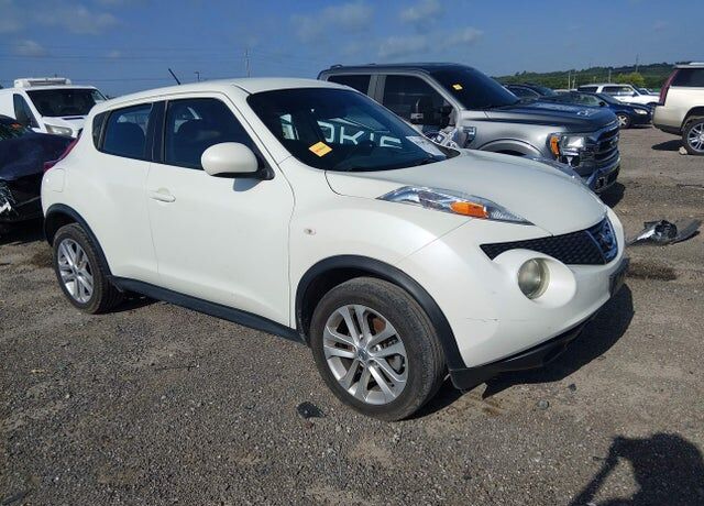 2011 NISSAN Juke