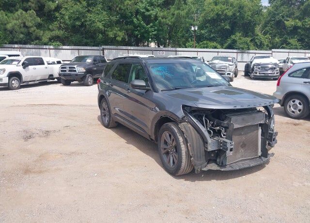 2021 FORD Explorer