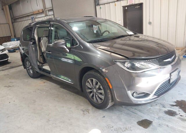 2020 CHRYSLER Pacifica