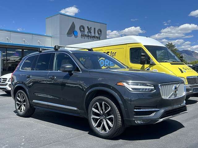 2018 VOLVO XC90