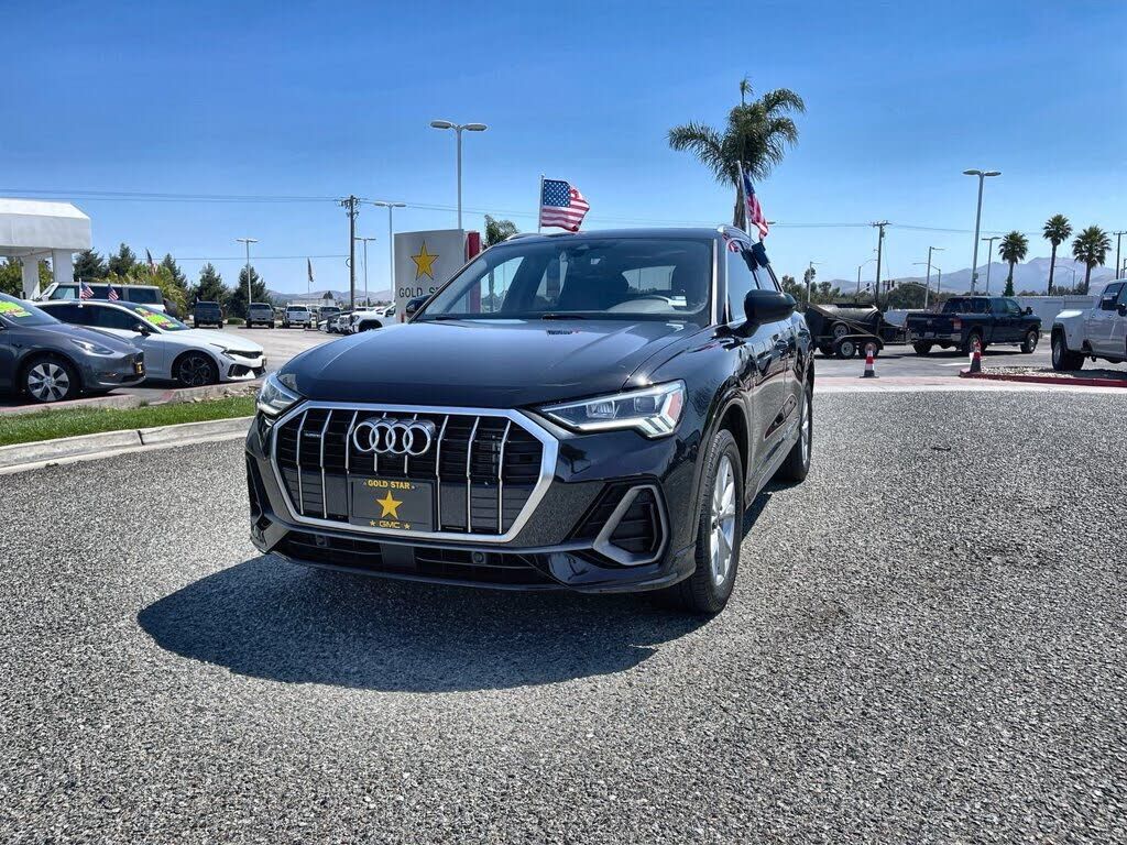 2022 AUDI Q3