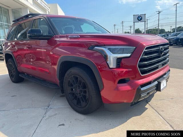 2024 TOYOTA Sequoia