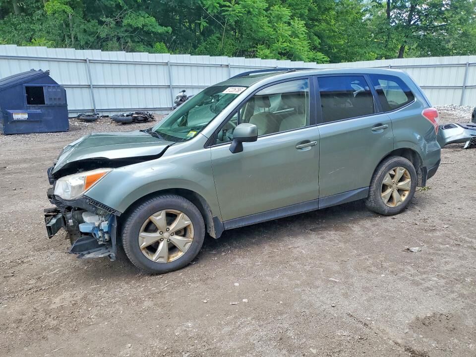 2014 SUBARU Forester