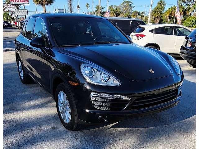 2014 PORSCHE Cayenne