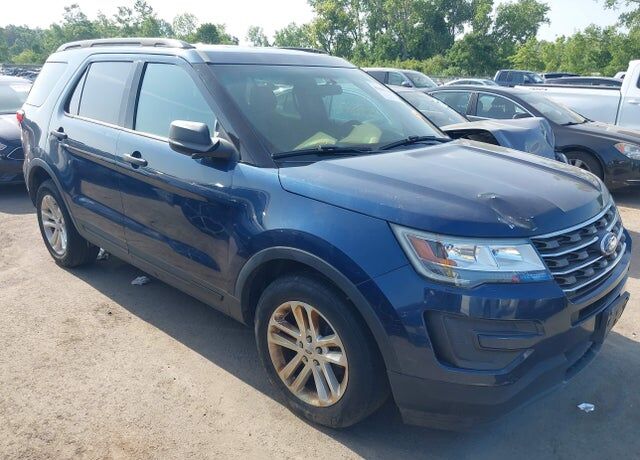 2017 FORD Explorer