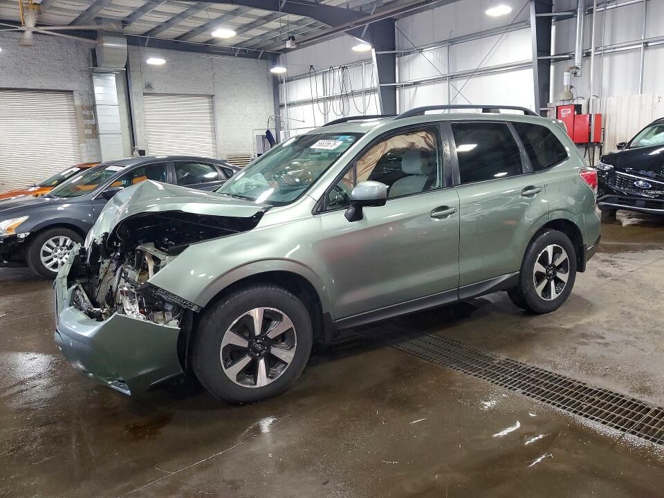 2018 SUBARU Forester