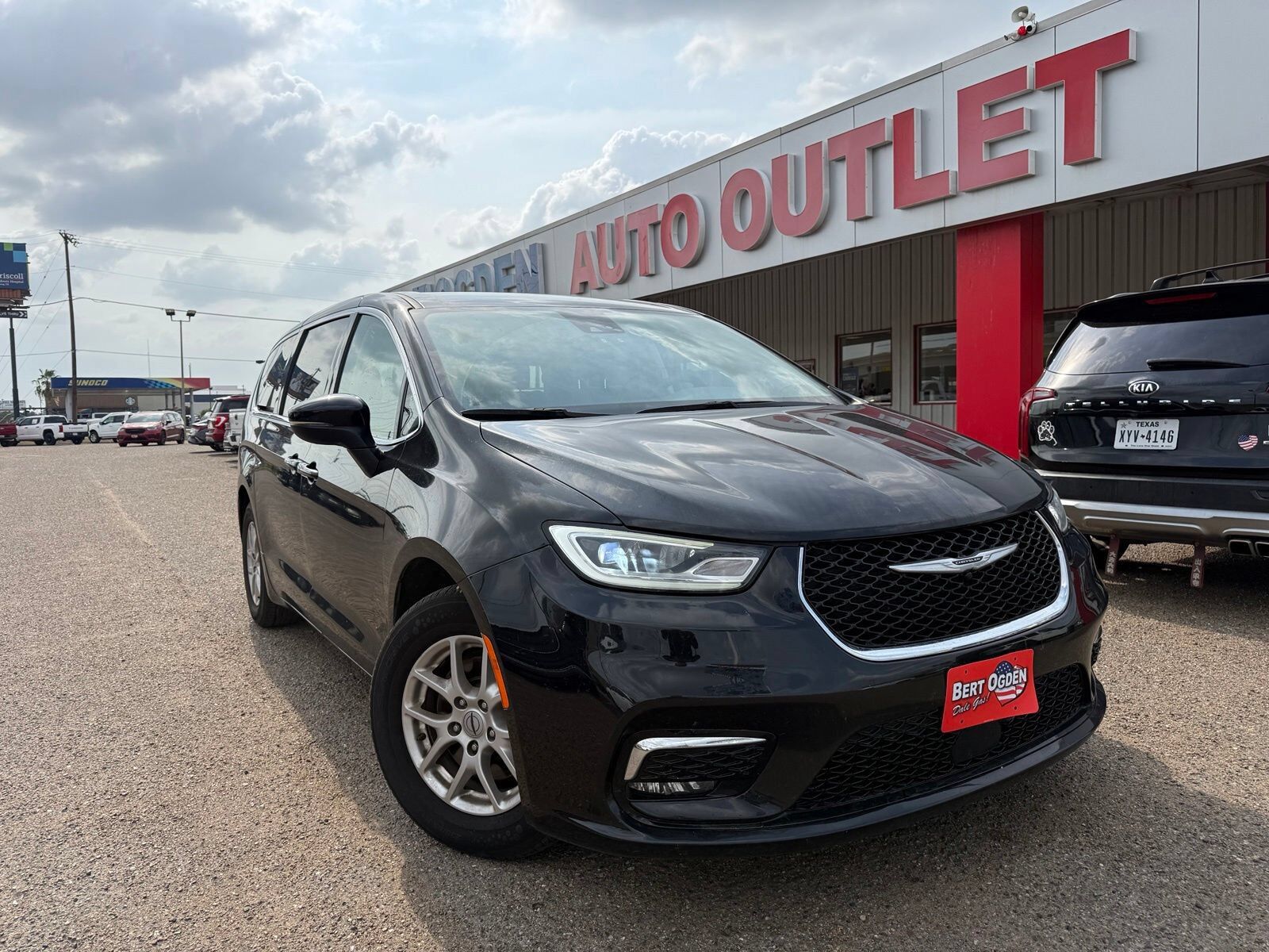 2023 CHRYSLER Pacifica