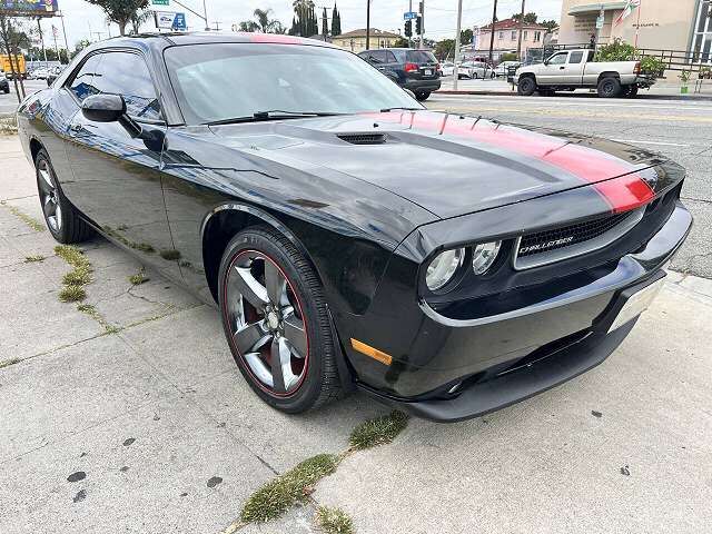 2013 DODGE Challenger