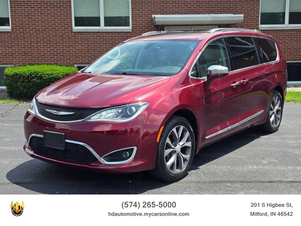 2017 CHRYSLER Pacifica