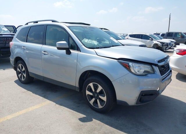 2017 SUBARU Forester