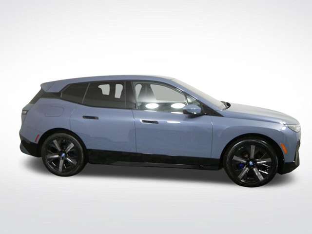 2024 BMW ix