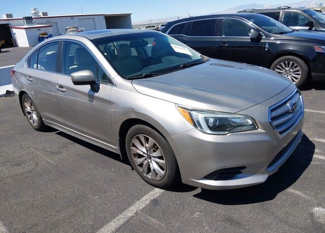 2015 SUBARU Legacy