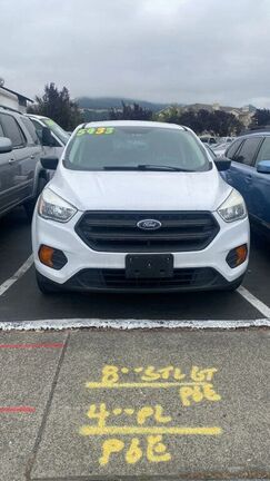 2017 FORD Escape