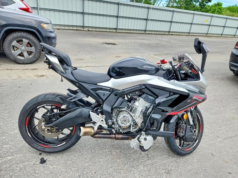 2025 CFMOTO 675SS