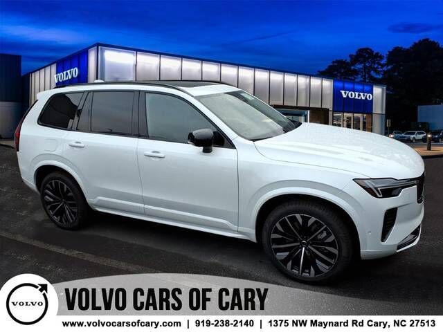2026 VOLVO XC90