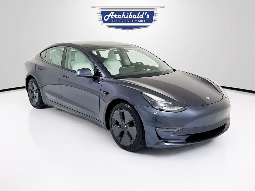 2021 TESLA Model 3