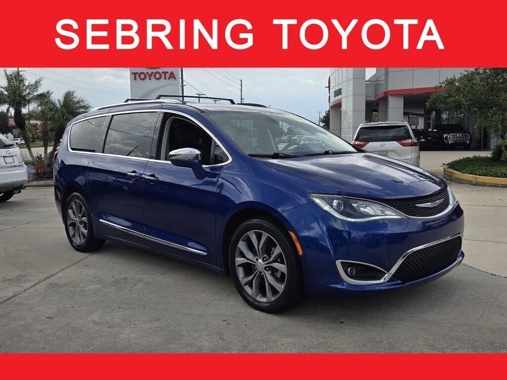 2019 CHRYSLER Pacifica