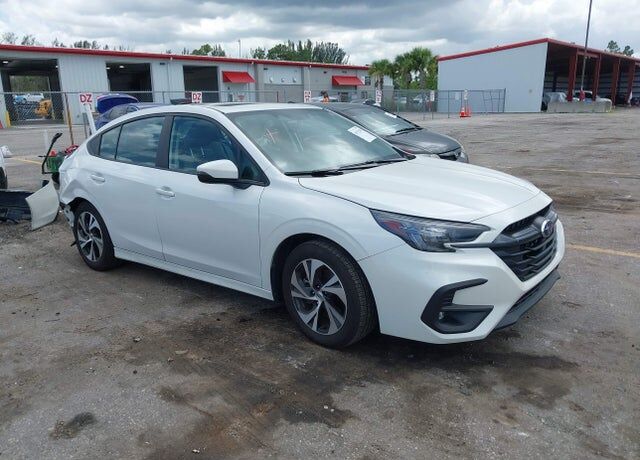 2025 SUBARU Legacy