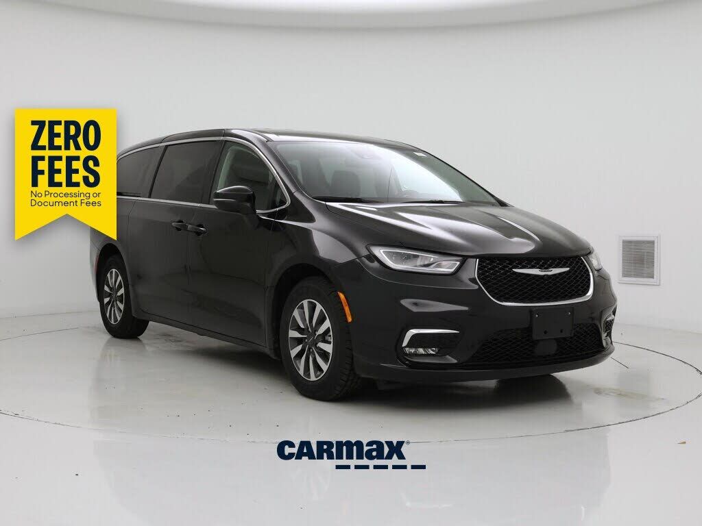 2023 CHRYSLER Pacifica