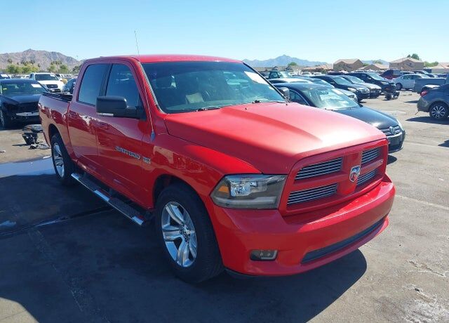 2011 DODGE Ram