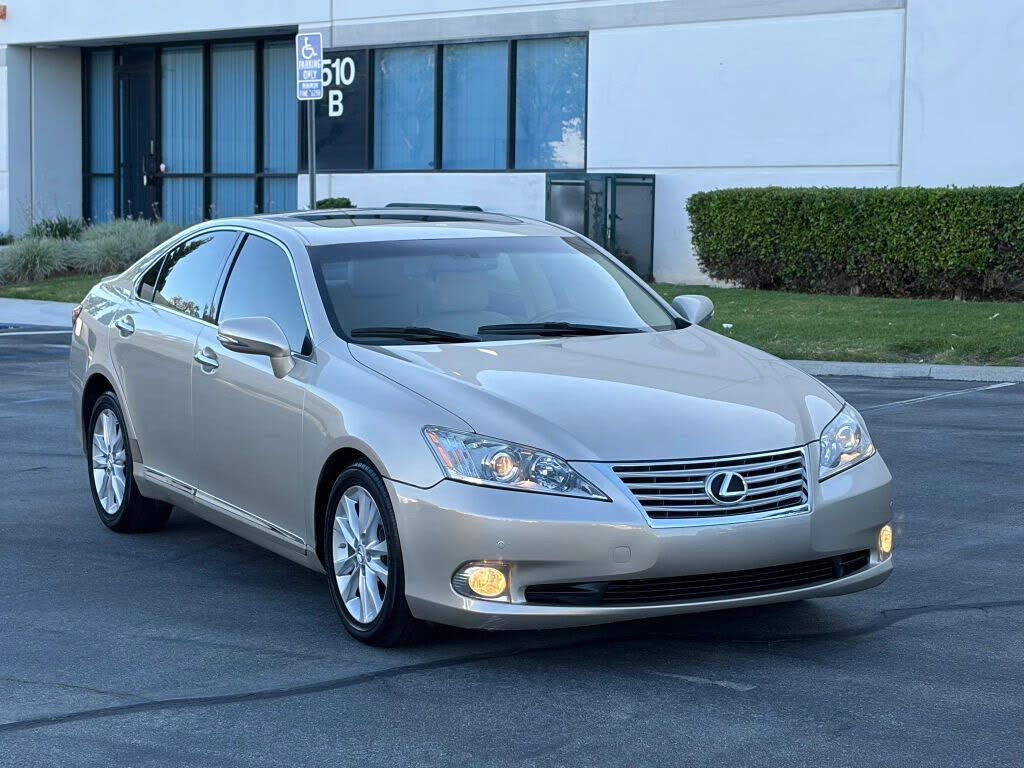 2012 LEXUS ES