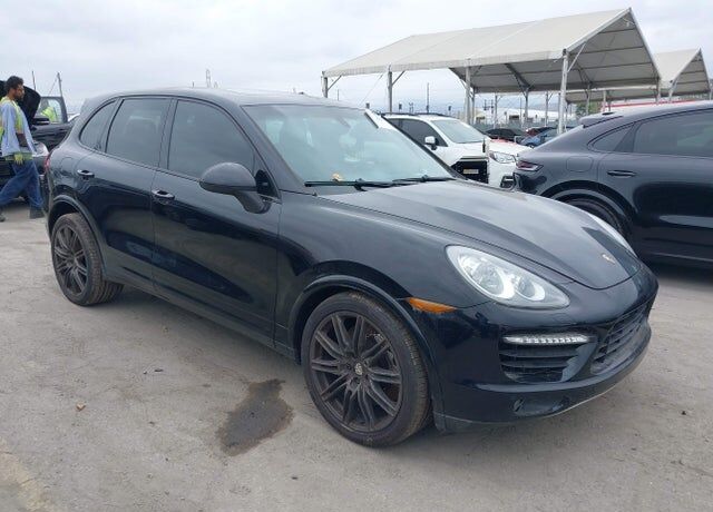 2012 PORSCHE Cayenne