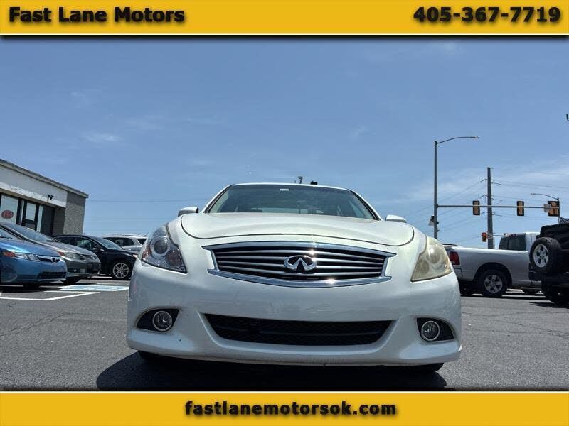 2013 INFINITI G37
