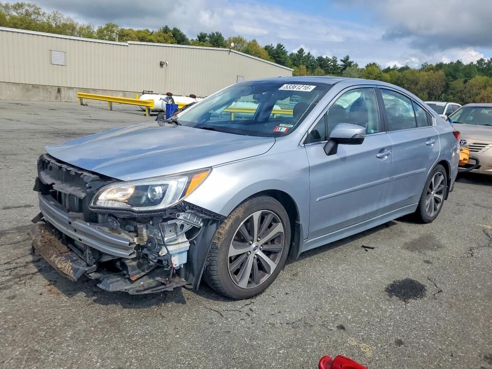 2017 SUBARU Legacy