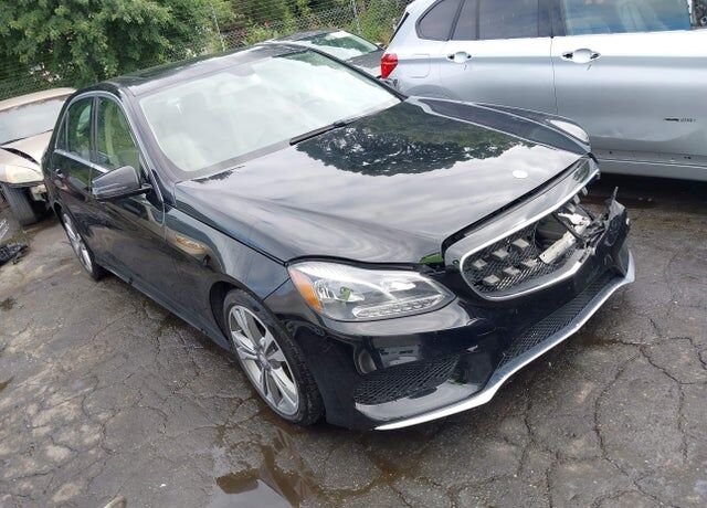 2016 MERCEDES-BENZ E-Class
