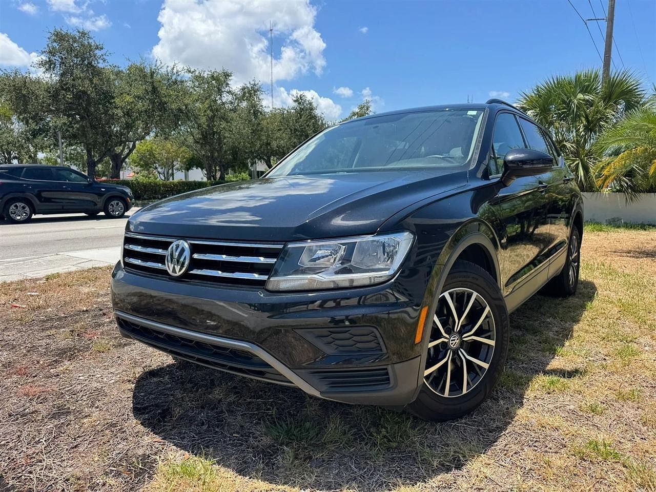 2021 VOLKSWAGEN Tiguan