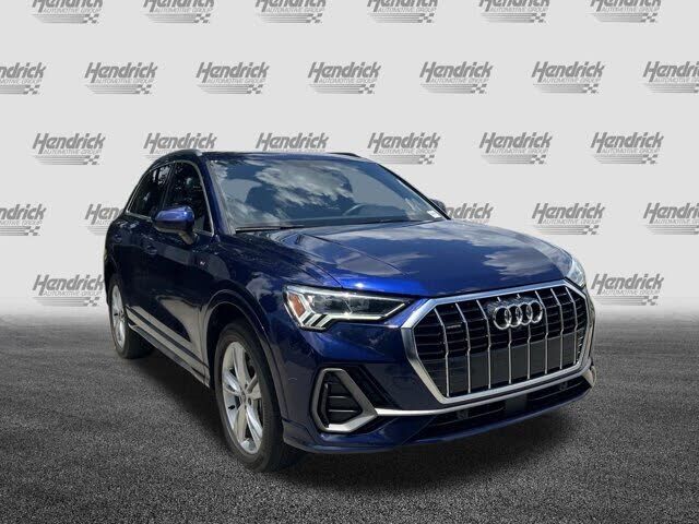 2022 Audi Q3