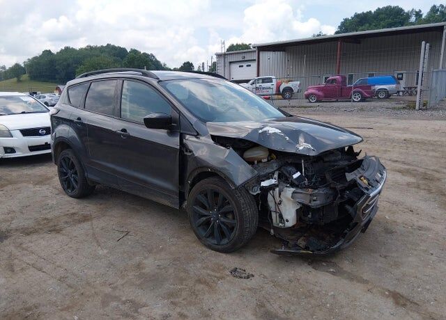 2017 FORD Escape