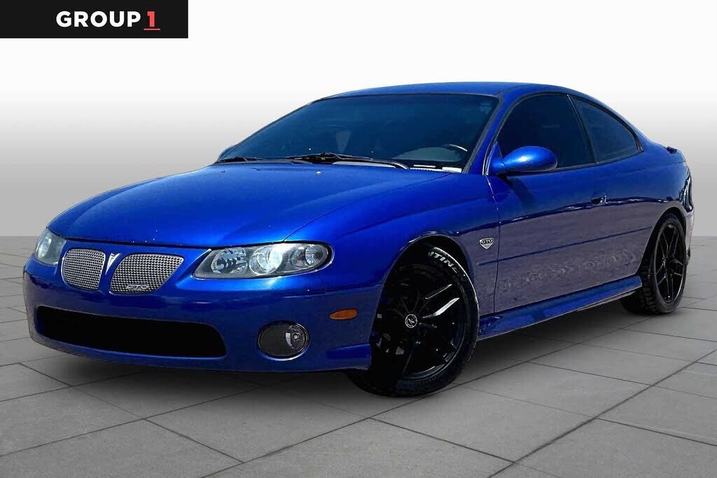 2004 PONTIAC GTO