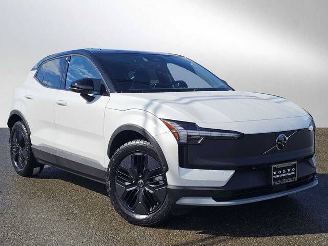 2026 VOLVO EX30 CC
