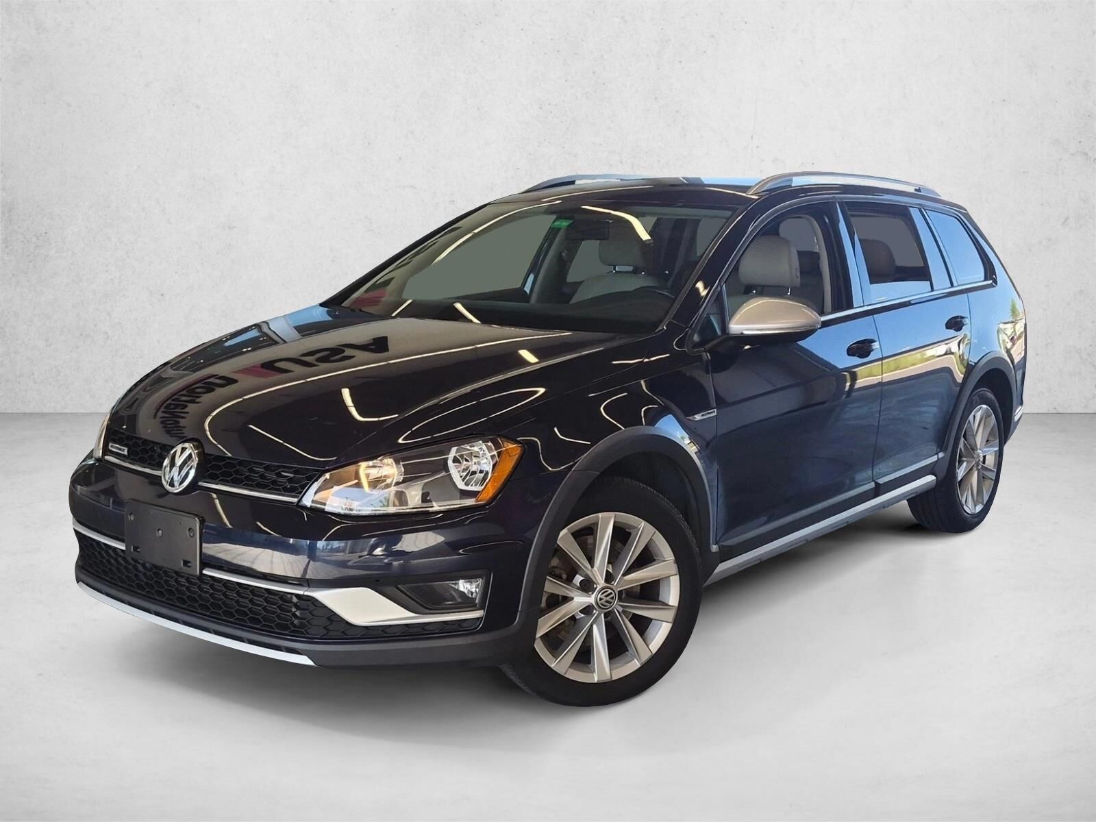 2017 VOLKSWAGEN Golf Alltrack