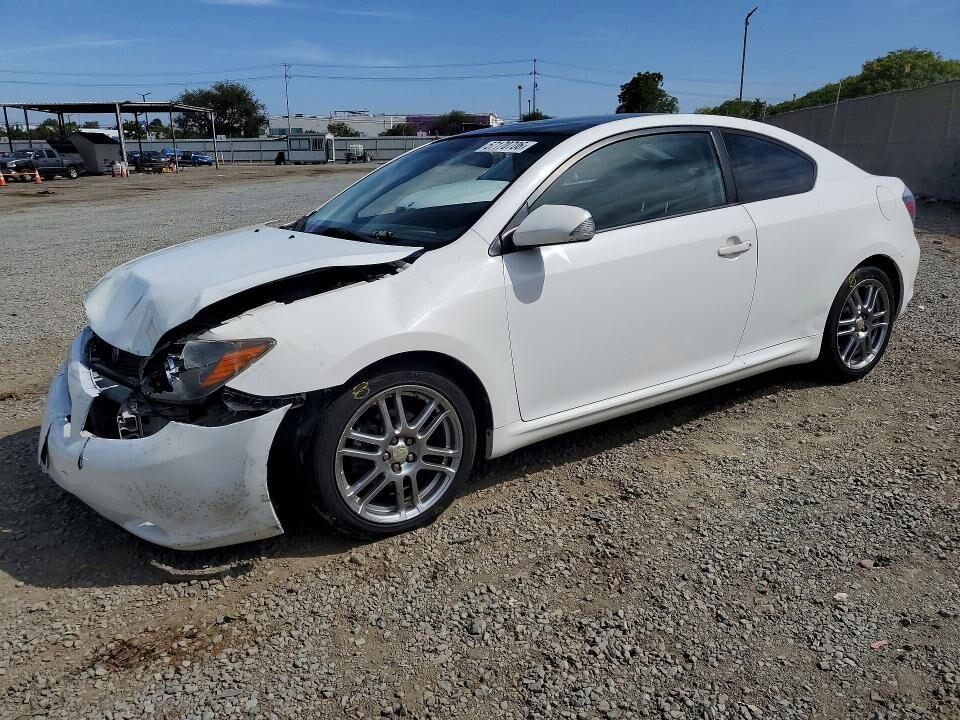 2010 TOYOTA SCION