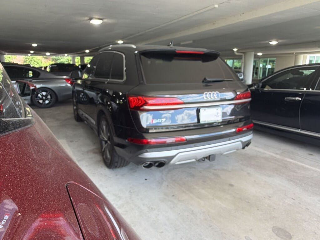 2023 Audi SQ7