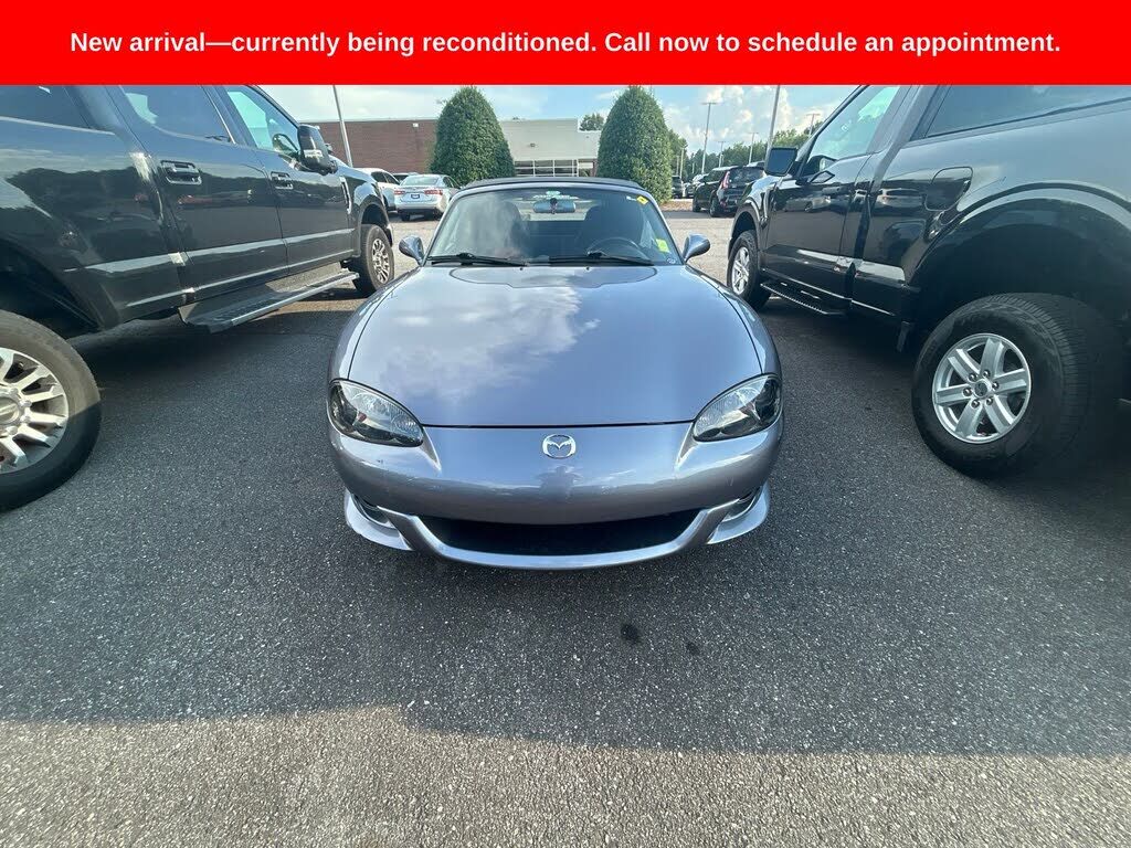 2004 MAZDA MX-5
