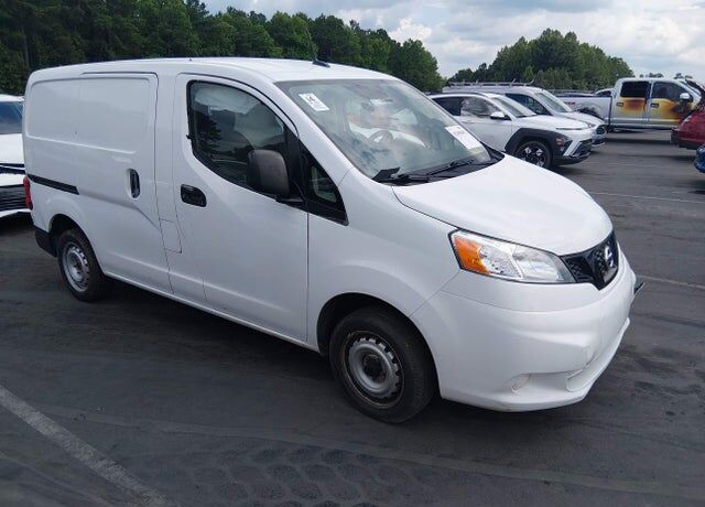 2021 NISSAN NV200