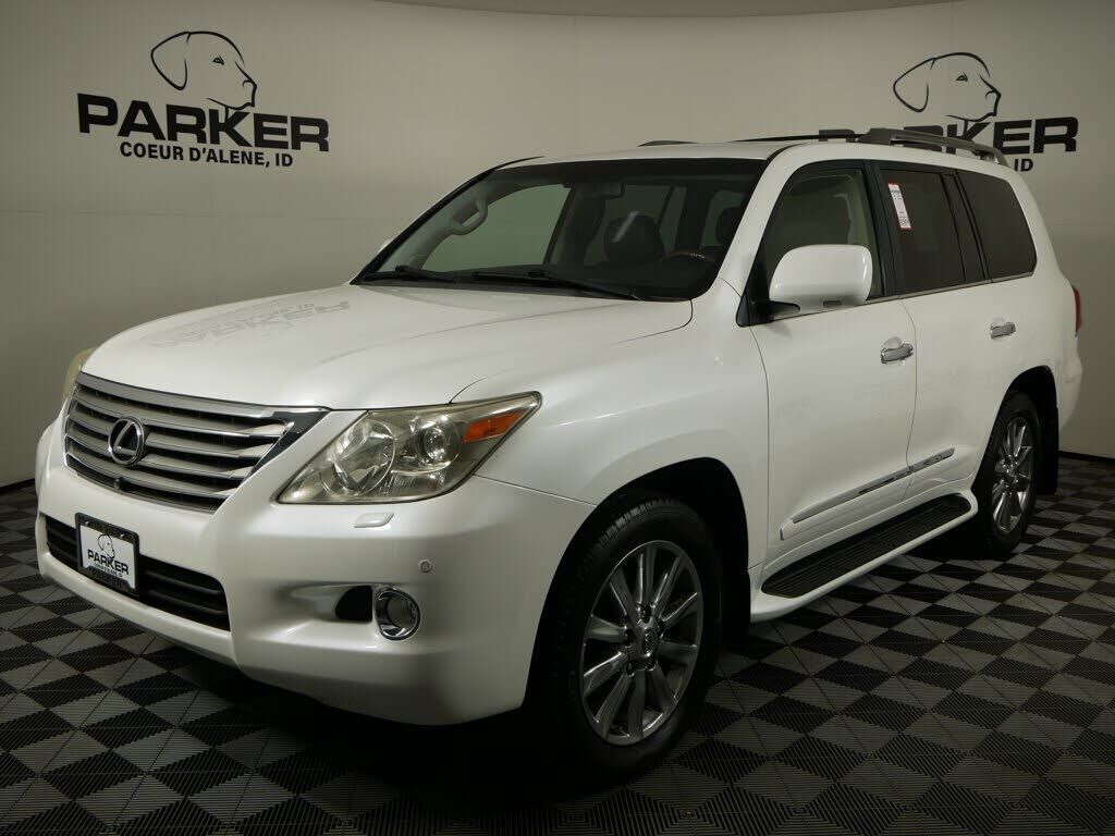 2011 LEXUS LX