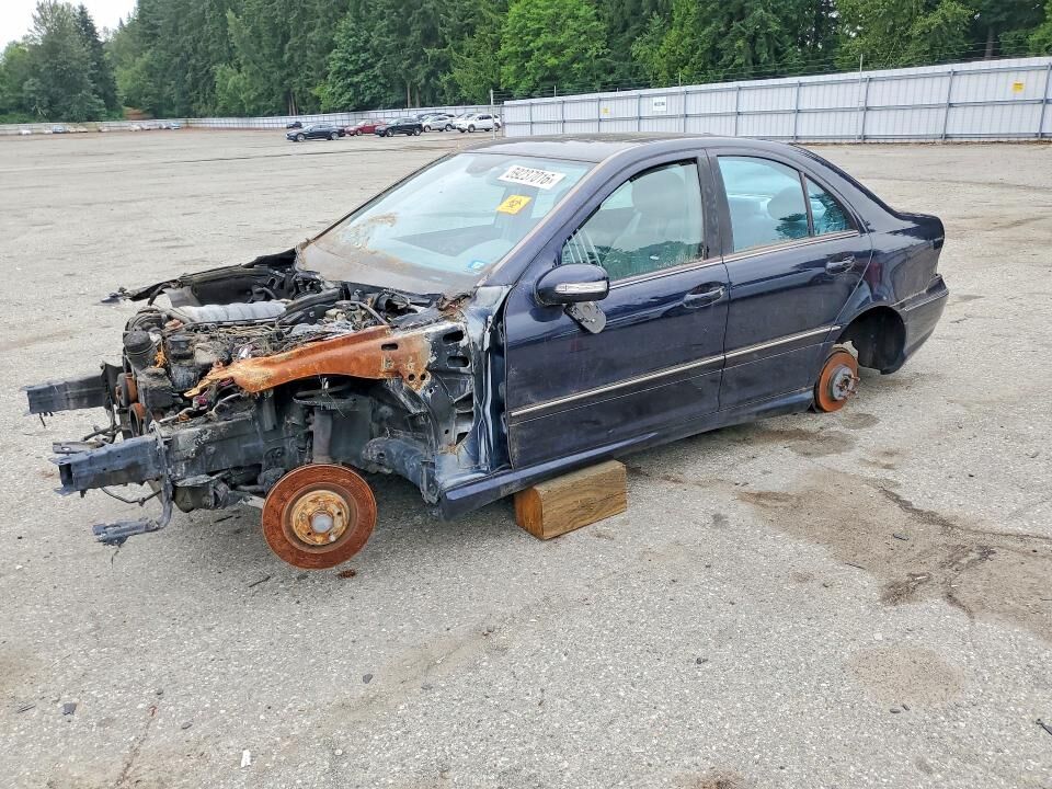 2006 MERCEDES-BENZ C-Class