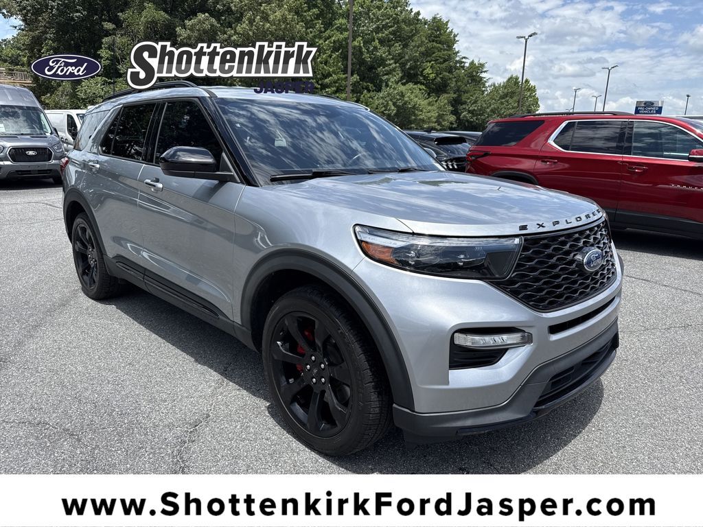 2022 FORD Explorer