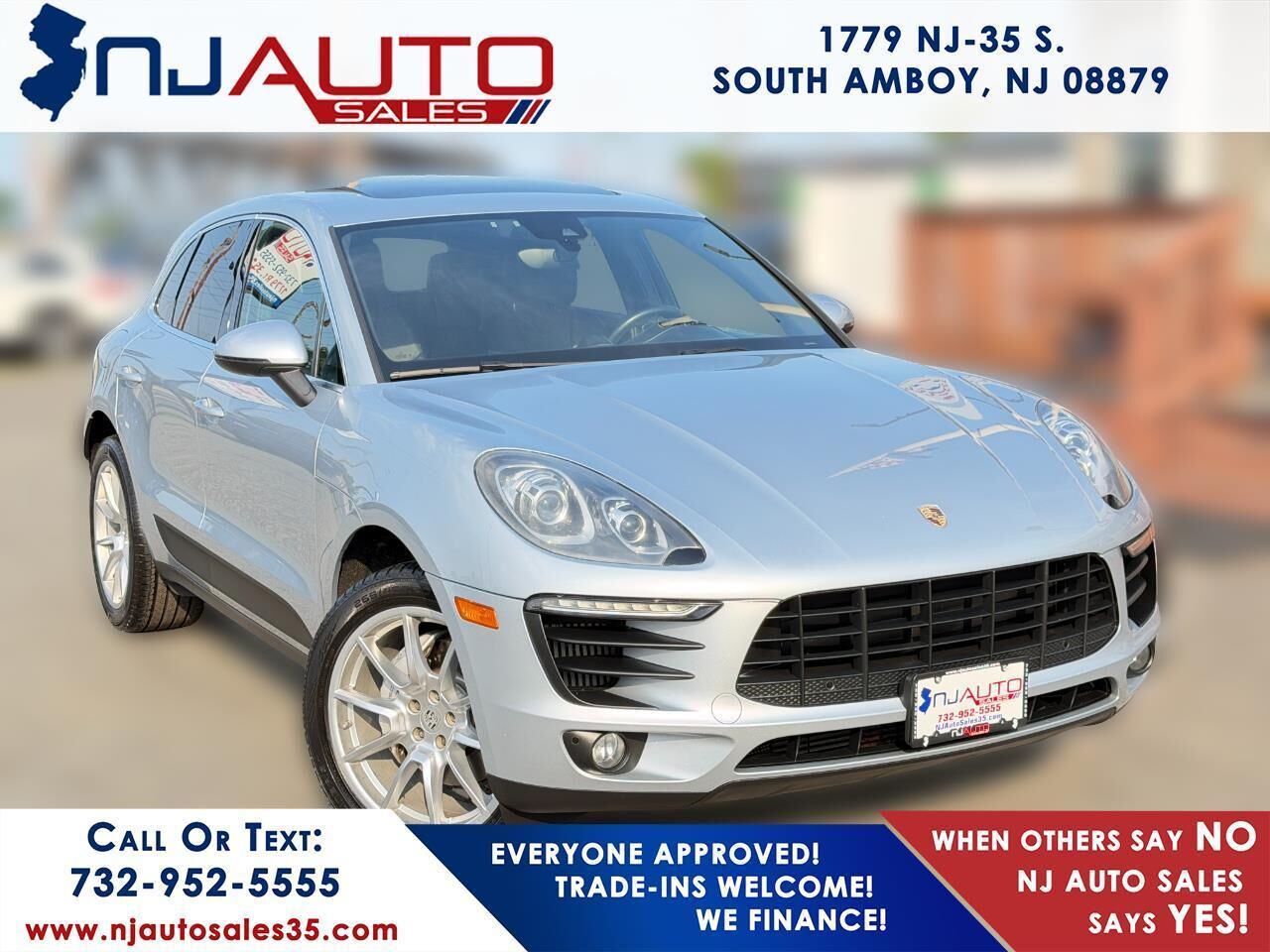 2017 PORSCHE Macan