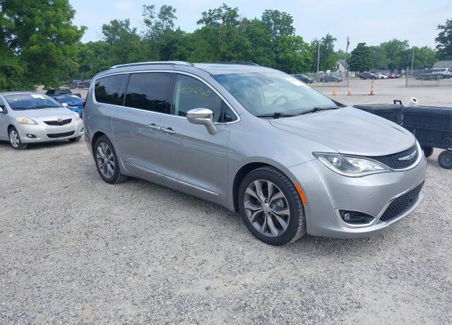 2019 CHRYSLER Pacifica