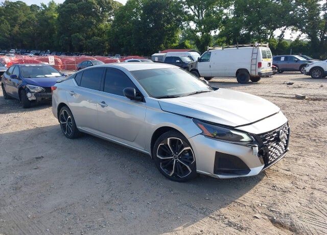2023 NISSAN Altima